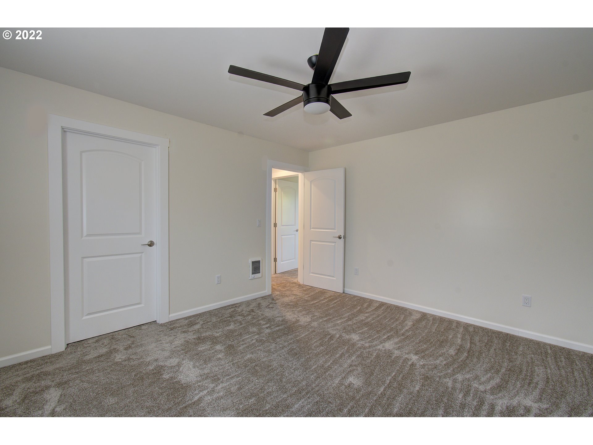 70446 Forest Park Road Rainier, OR 97048 - Photo 18 of 32 a view of a ceiling fan in a room