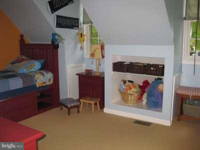 1651 Stowe Road Reston, VA 20194 - Photo 16 of 21 Bedroom