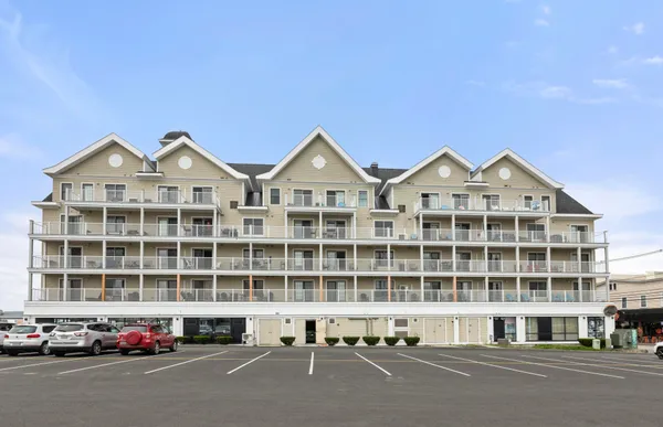 $650,000 | 1 East Grand Avenue, Unit 503, Old Orchard Beach, ME 04064