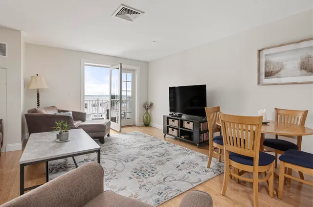 $650,000 | 1 East Grand Avenue, Unit 503, Old Orchard Beach, ME 04064