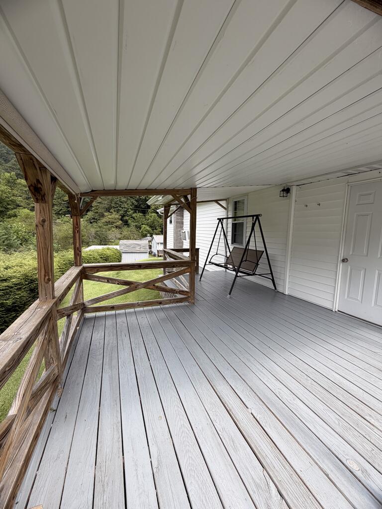 95 Pier Camp Road Maben, WV 25870 - Photo 16 of 24 Gallery Image 16