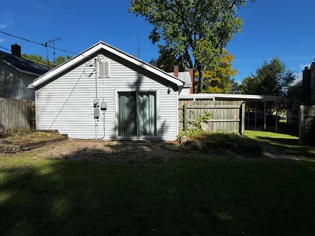 $158,000 | 213 West Montcalm Street, Greenville, MI 48838