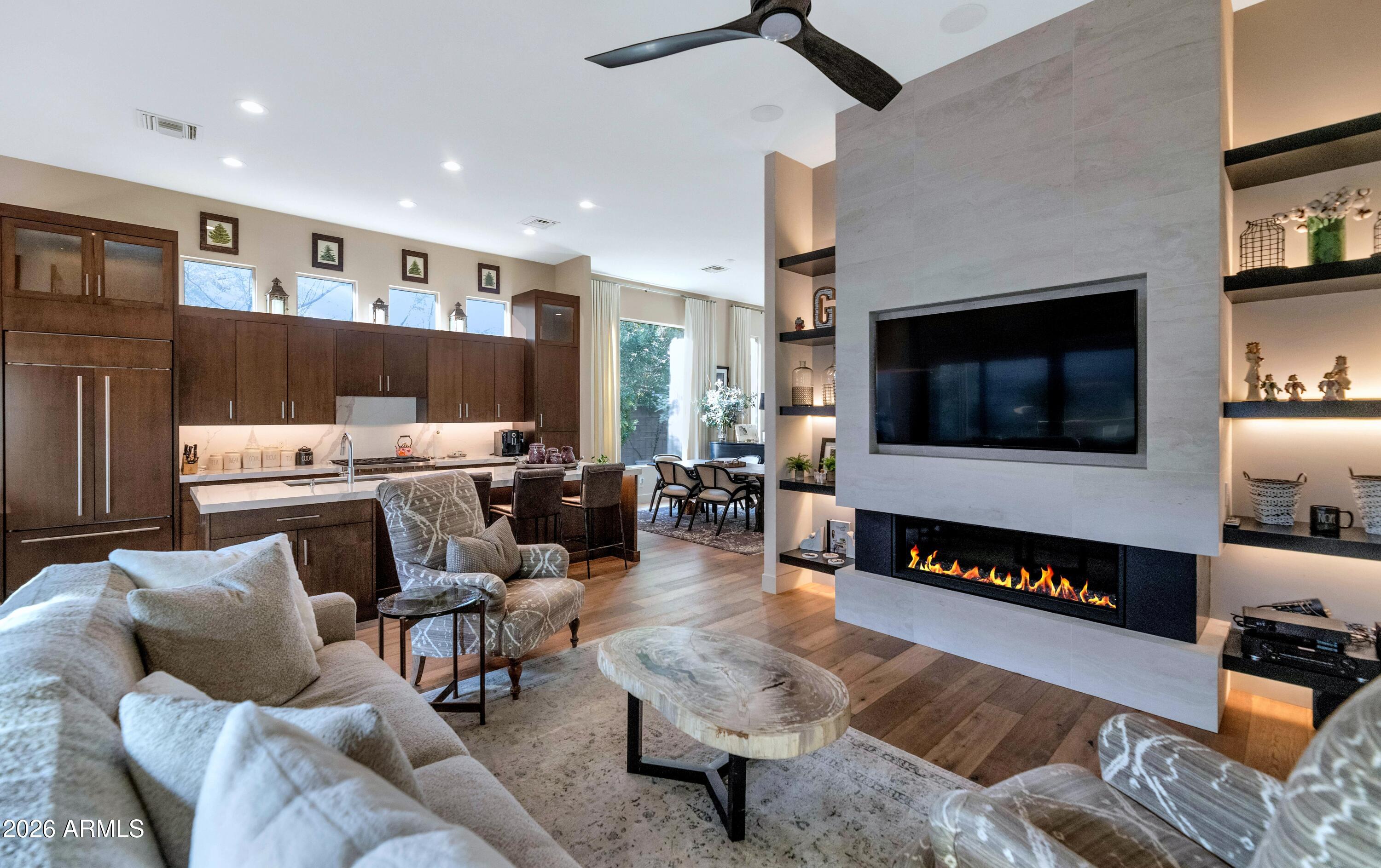 6417 North 30th Way Phoenix, AZ 85016 - Photo 27 of 48 Living Room with Fireplace