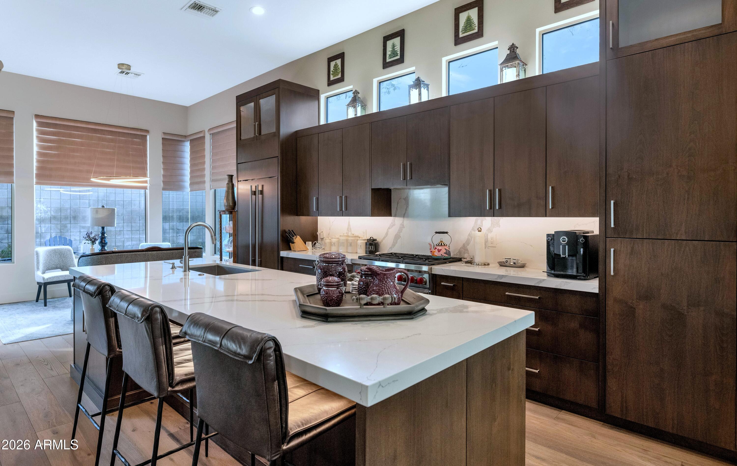 6417 North 30th Way Phoenix, AZ 85016 - Photo 6 of 48 Gourmet Kitchen & Island