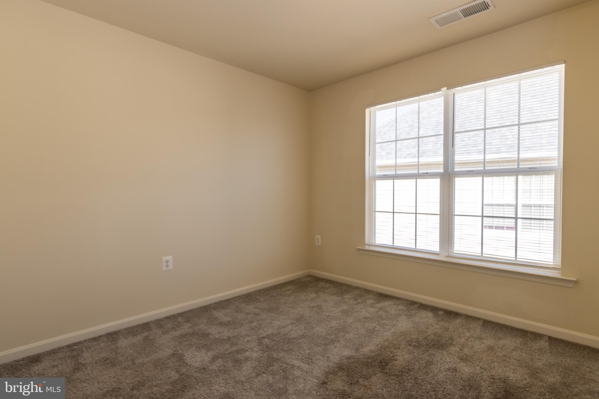 9814 Traver Street Bowie, MD 20721 - Photo 35 of 75 an empty room with a window