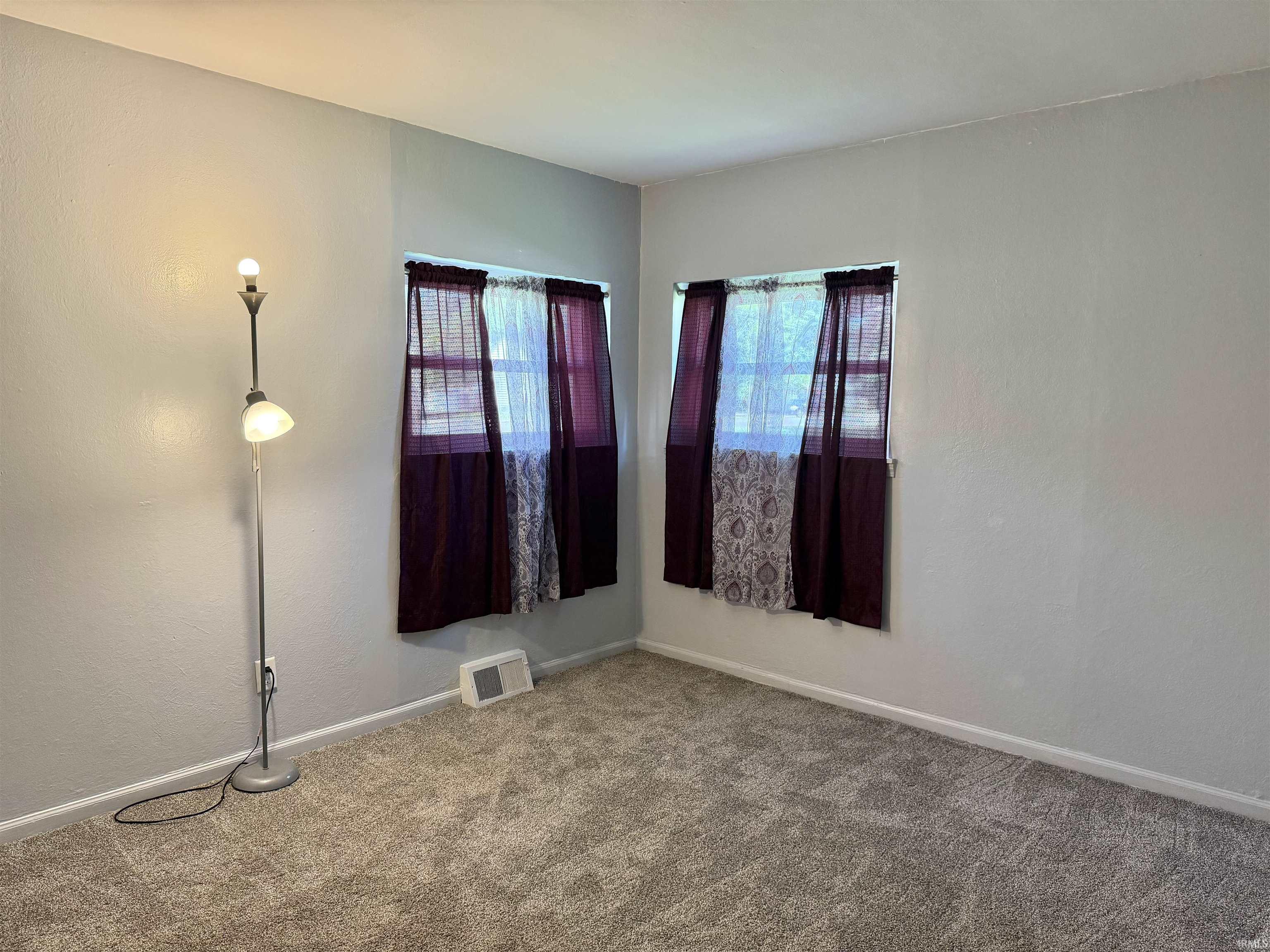 7401 Bluffton Road Fort Wayne, IN 46809 - Photo 9 of 14