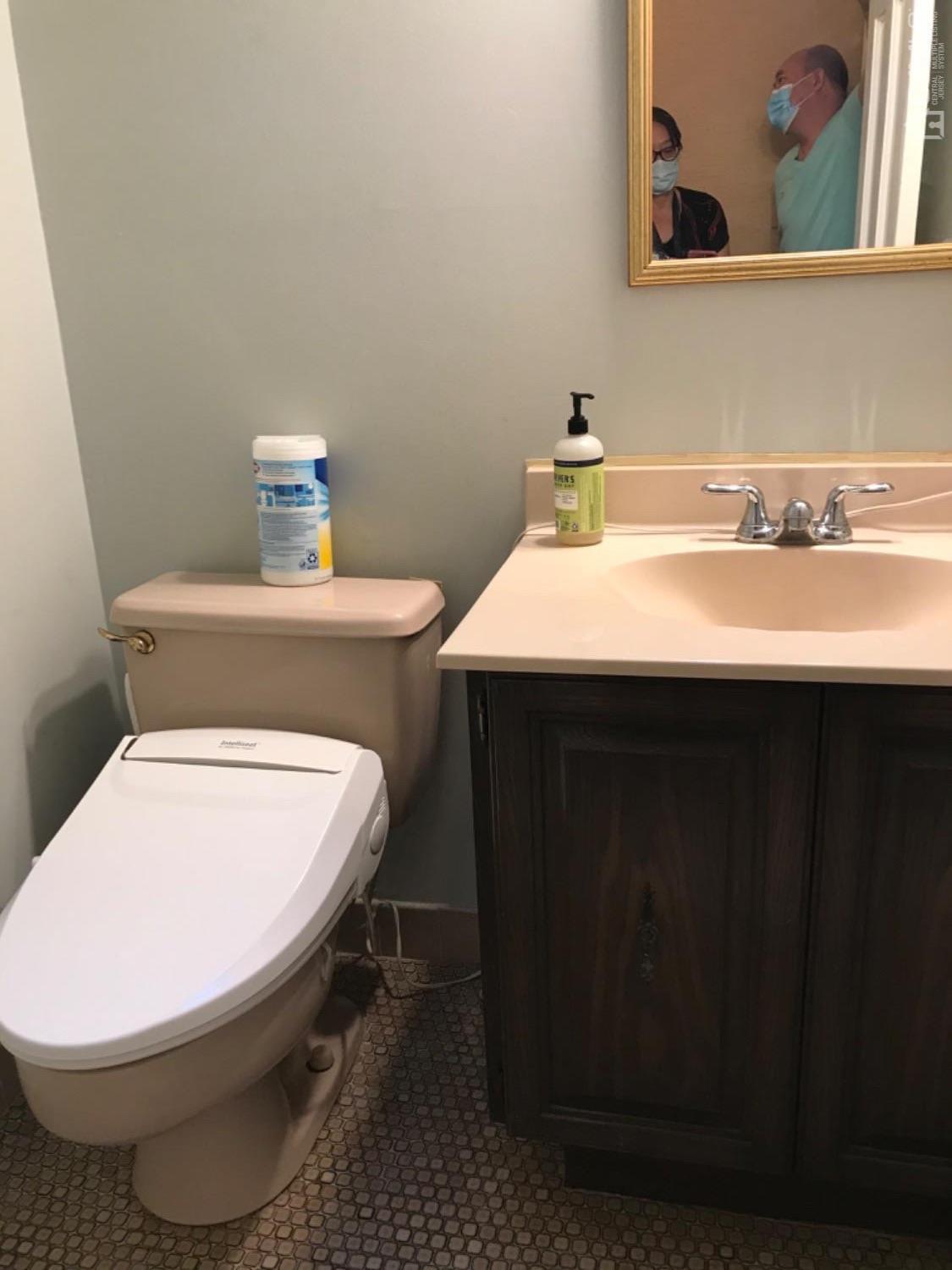 27 Fox Hill Road Edison, NJ 08820 - Photo 11 of 27 a bathroom with a toilet and a sink