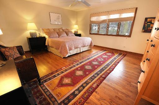 11515 Burr Oak Lane Burr Ridge, IL 60527 - Photo 12 of 16