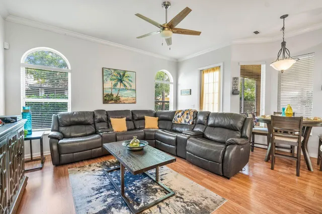 $3,750 | 146 Fernwood Crescent, Royal Palm Beach, FL 33411