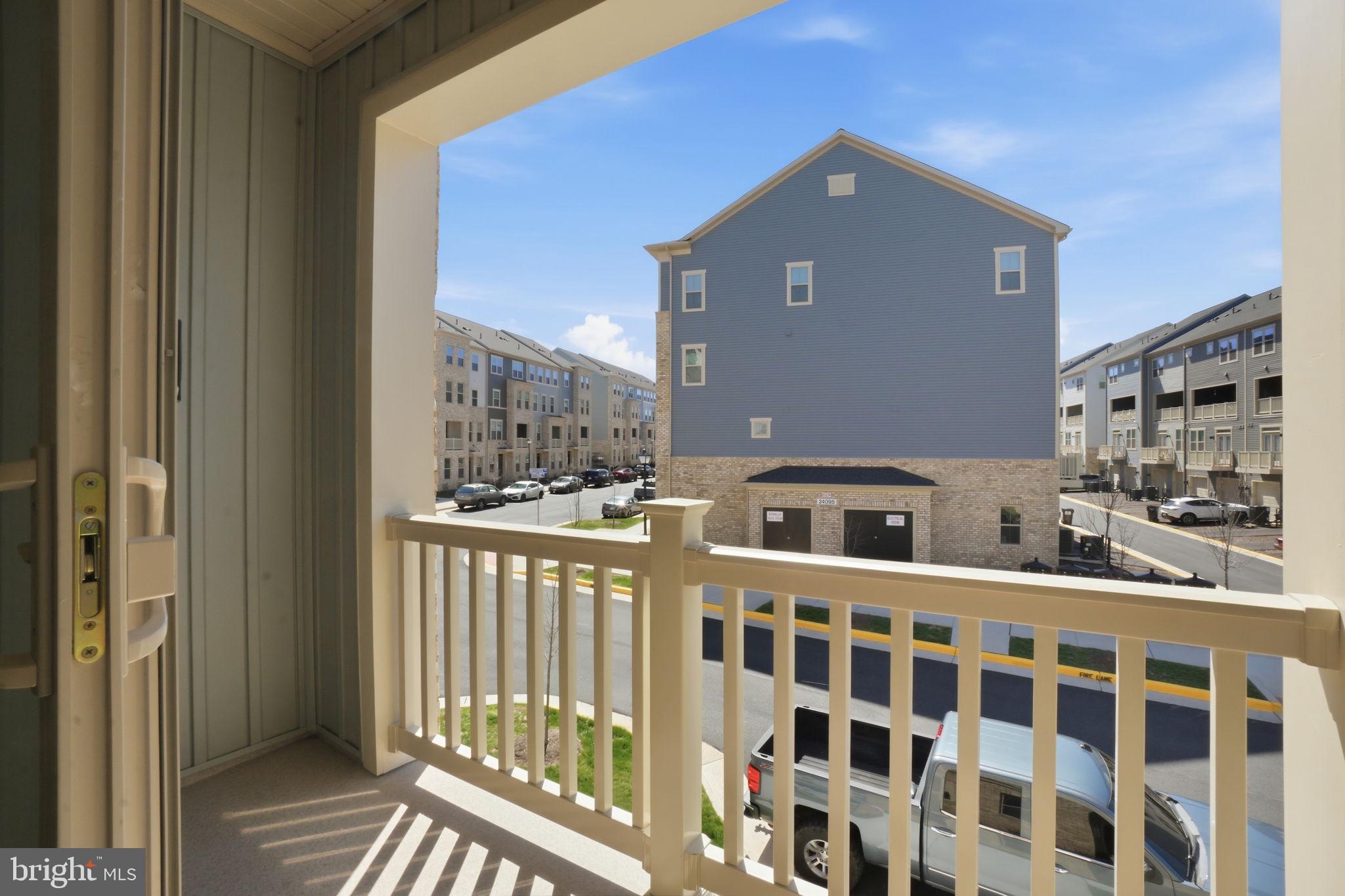 42548 Invergordon Terrace Sterling, VA 20166 - Photo 26 of 30