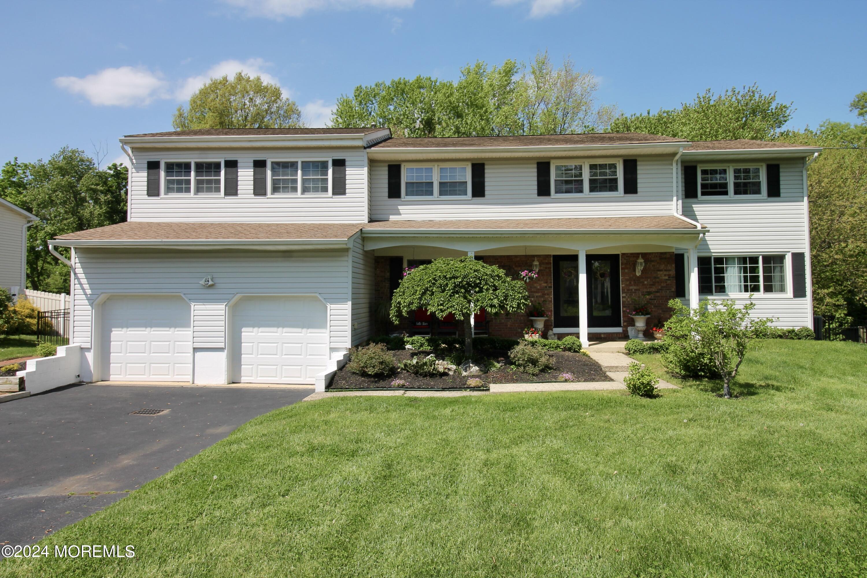 41 Hidden Stream Road Freehold, NJ 07728 - Photo 3 of 40 2E6806D1-8844-416A-B7EE-35458CA261ED_1_2