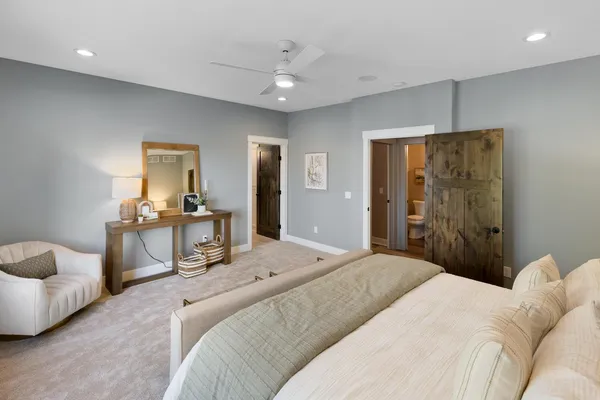 $1,150,000 | 9998 211th Court North, Forest Lake, MN 55025