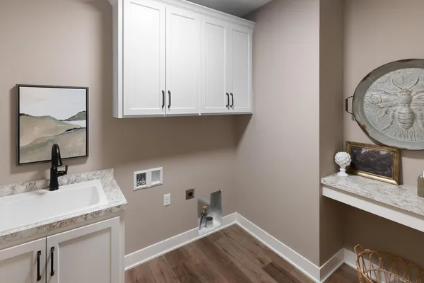 $1,150,000 | 9998 211th Court North, Forest Lake, MN 55025