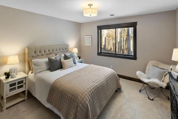 $1,150,000 | 9998 211th Court North, Forest Lake, MN 55025