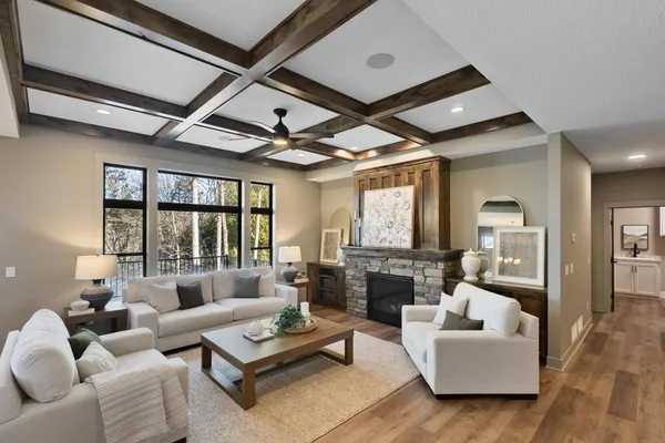 $1,150,000 | 9998 211th Court North, Forest Lake, MN 55025