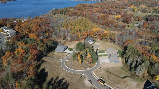 $1,150,000 | 9998 211th Court North, Forest Lake, MN 55025