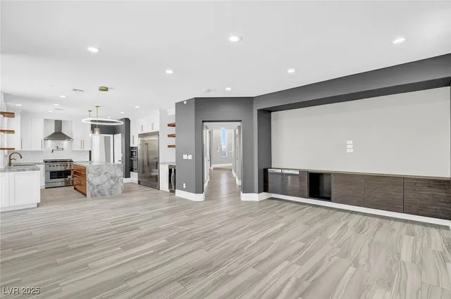 $5,995 | 9704 Cameo Rose Lane, Las Vegas, NV 89134