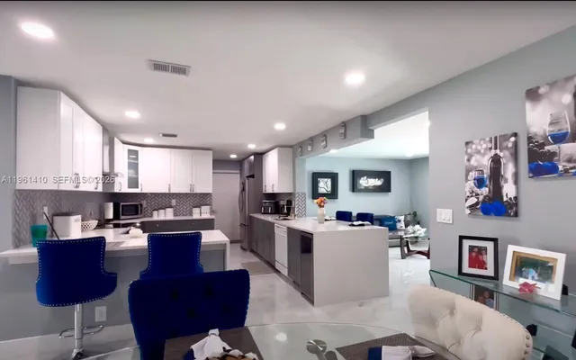 $738,990 | 8275 Shadow Wood Boulevard, Coral Springs, FL 33071