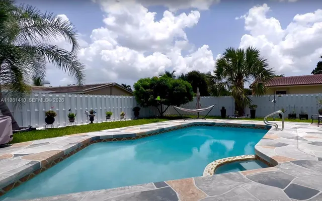 $738,990 | 8275 Shadow Wood Boulevard, Coral Springs, FL 33071