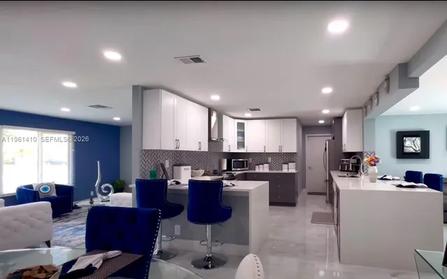 $738,990 | 8275 Shadow Wood Boulevard, Coral Springs, FL 33071