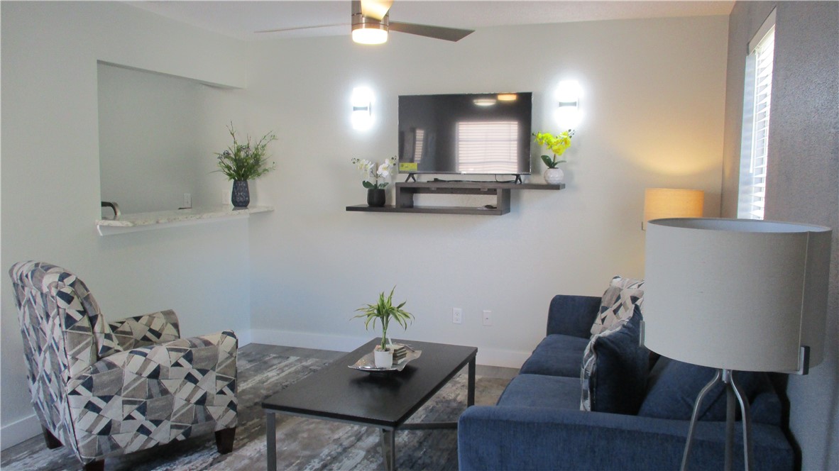 6702 Everhart Road, Unit H109 Corpus Christi, TX 78413 - Photo 8 of 18 a view of a workspace with furniture