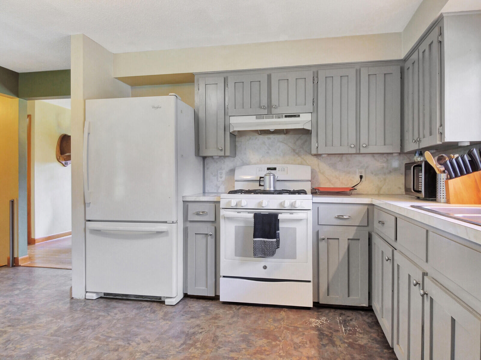 19 Pine Ridge Road Waldoboro, ME 04572 - Photo 14 of 43 A14