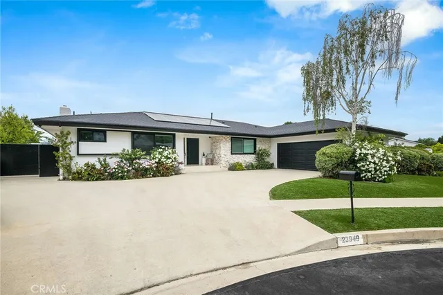 $13,500 | 23949 Nomar Street, Woodland Hills, CA 91367