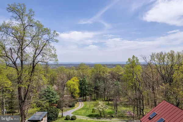 $1,050,000 | 1460 Pitcock Lane, Winchester, VA 22602