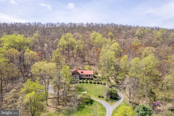 $1,050,000 | 1460 Pitcock Lane, Winchester, VA 22602