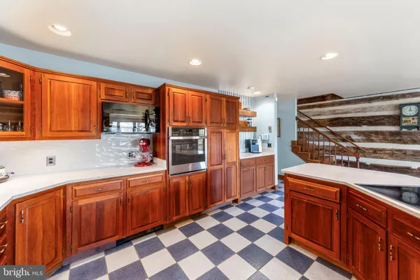 $1,050,000 | 1460 Pitcock Lane, Winchester, VA 22602