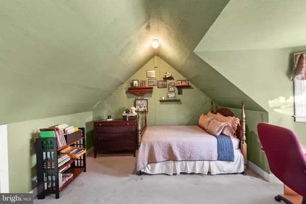 $1,050,000 | 1460 Pitcock Lane, Winchester, VA 22602