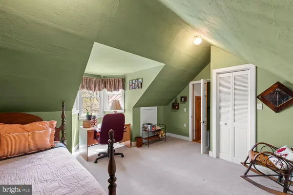 $1,050,000 | 1460 Pitcock Lane, Winchester, VA 22602