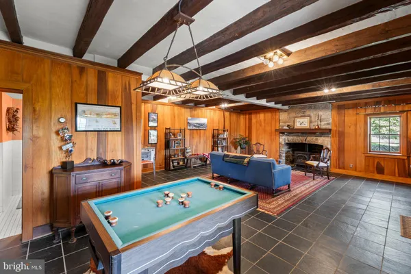 $1,050,000 | 1460 Pitcock Lane, Winchester, VA 22602