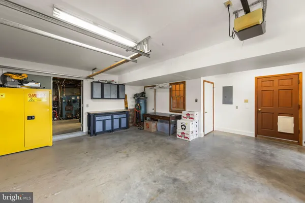 $1,050,000 | 1460 Pitcock Lane, Winchester, VA 22602