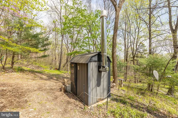 $1,050,000 | 1460 Pitcock Lane, Winchester, VA 22602