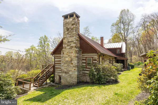 $1,050,000 | 1460 Pitcock Lane, Winchester, VA 22602