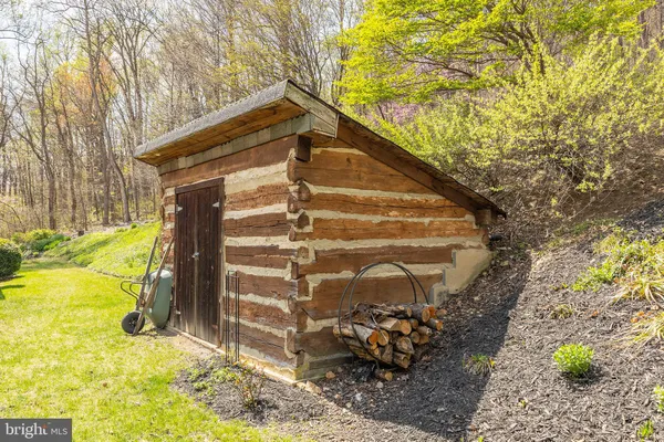 $1,050,000 | 1460 Pitcock Lane, Winchester, VA 22602