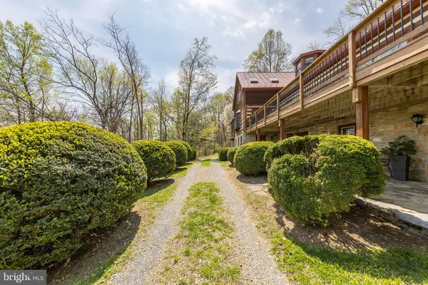 $1,050,000 | 1460 Pitcock Lane, Winchester, VA 22602