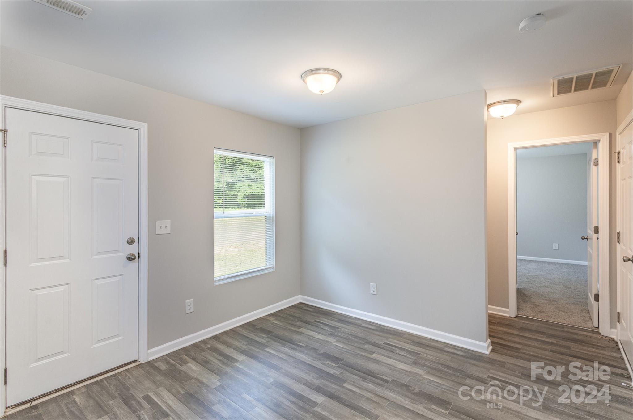 9805 Old Dowd Road Charlotte, NC 28214 - Photo 5 of 29 Gallery Image 5