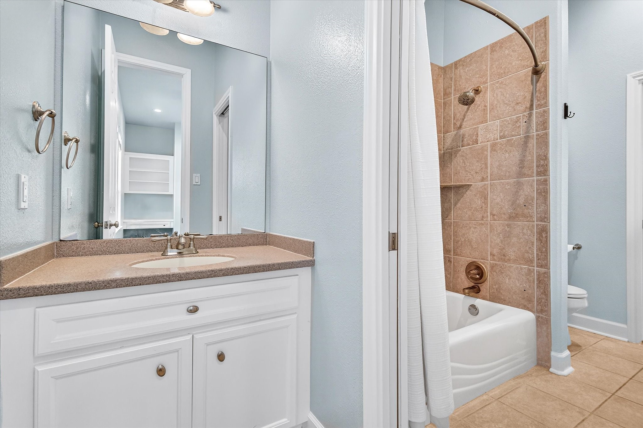 226 Quail Ridge Lane Dickinson, TX 77539 - Photo 30 of 50