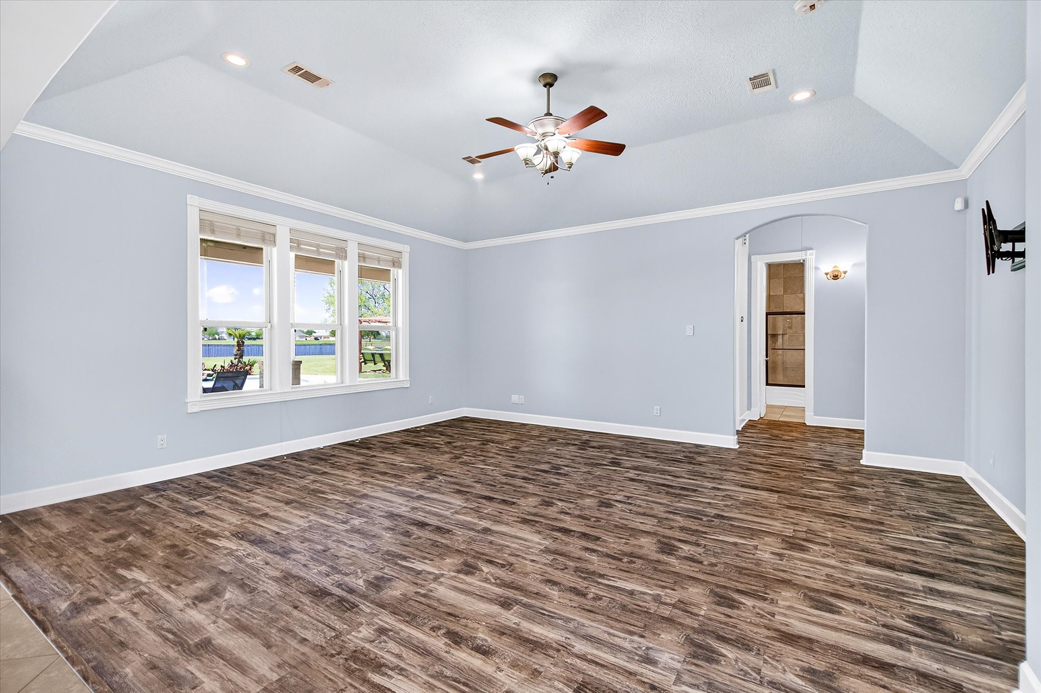 226 Quail Ridge Lane Dickinson, TX 77539 - Photo 10 of 50