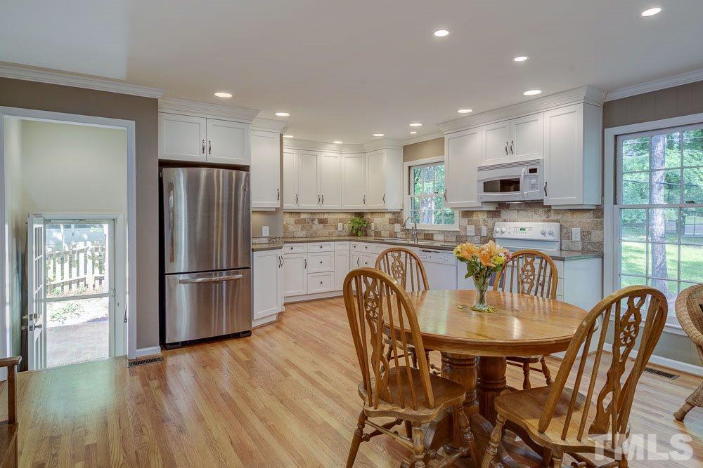 1701 Fountain Ridge Road Chapel Hill, NC 27517 - Photo 11 of 25