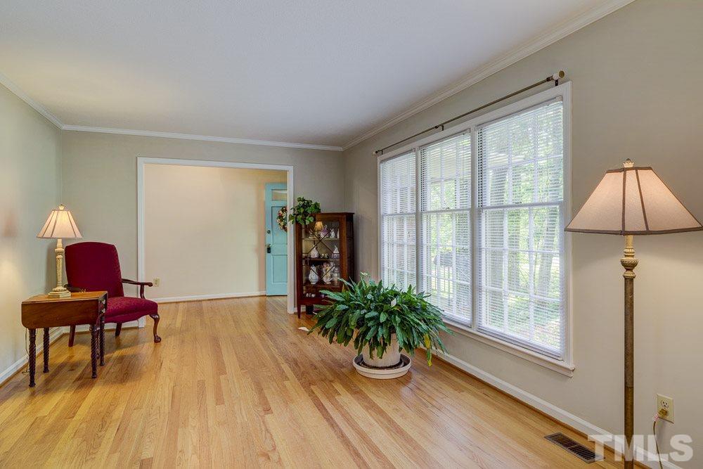 1701 Fountain Ridge Road Chapel Hill, NC 27517 - Photo 4 of 25