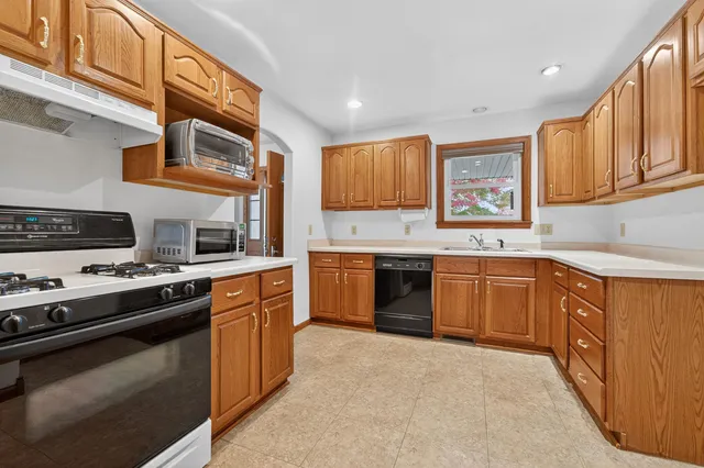 $410,000 | 2918 North Appleton Street, Appleton, WI 54911