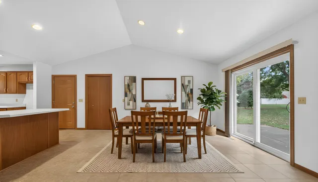 $410,000 | 2918 North Appleton Street, Appleton, WI 54911