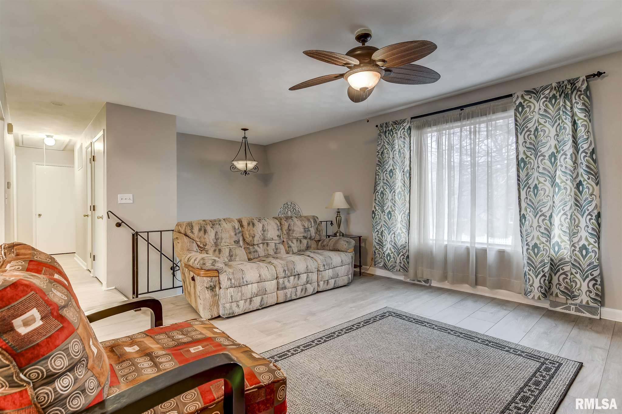 86 Crusaders Road Springfield, IL 62704 - Photo 13 of 41