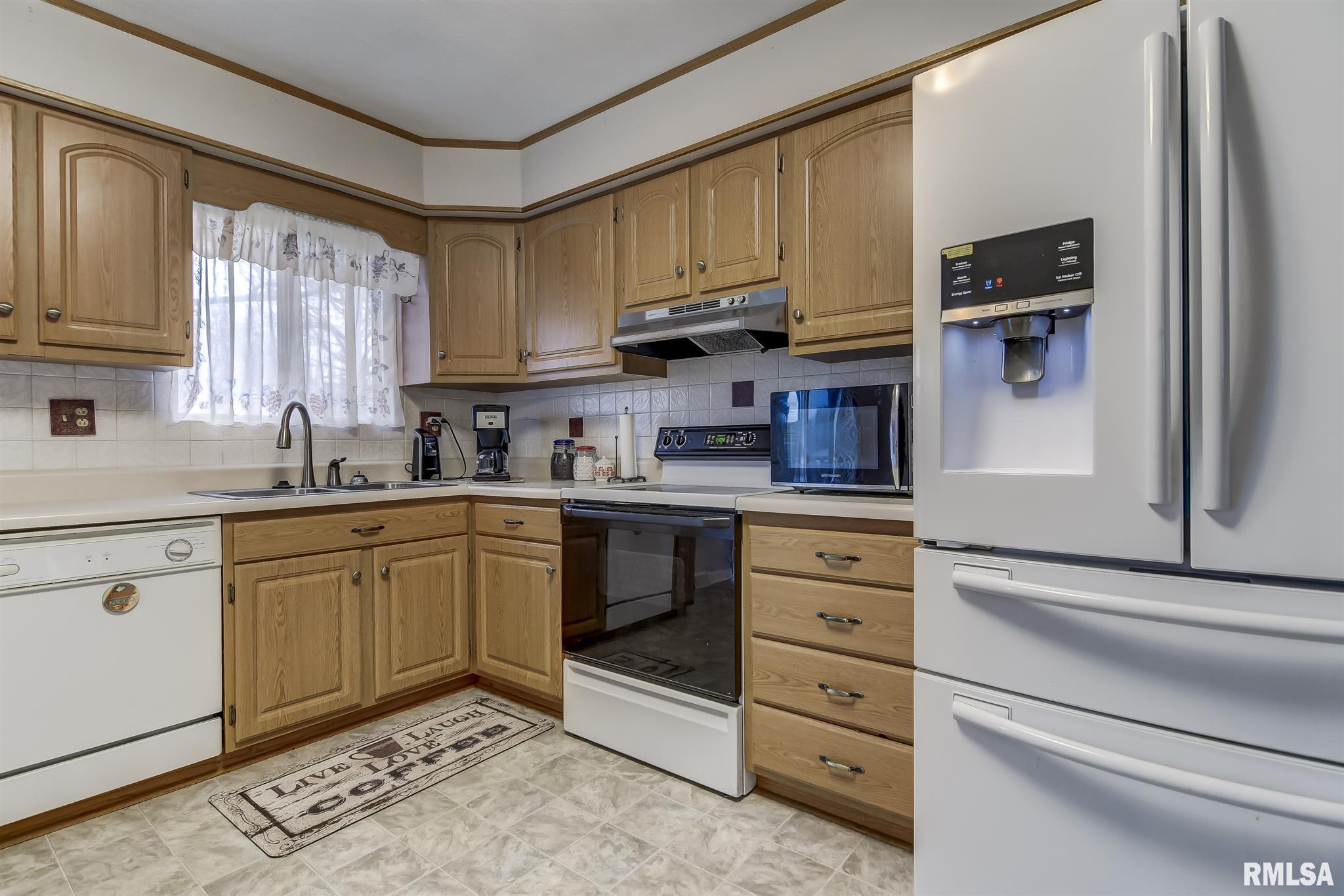 86 Crusaders Road Springfield, IL 62704 - Photo 16 of 41