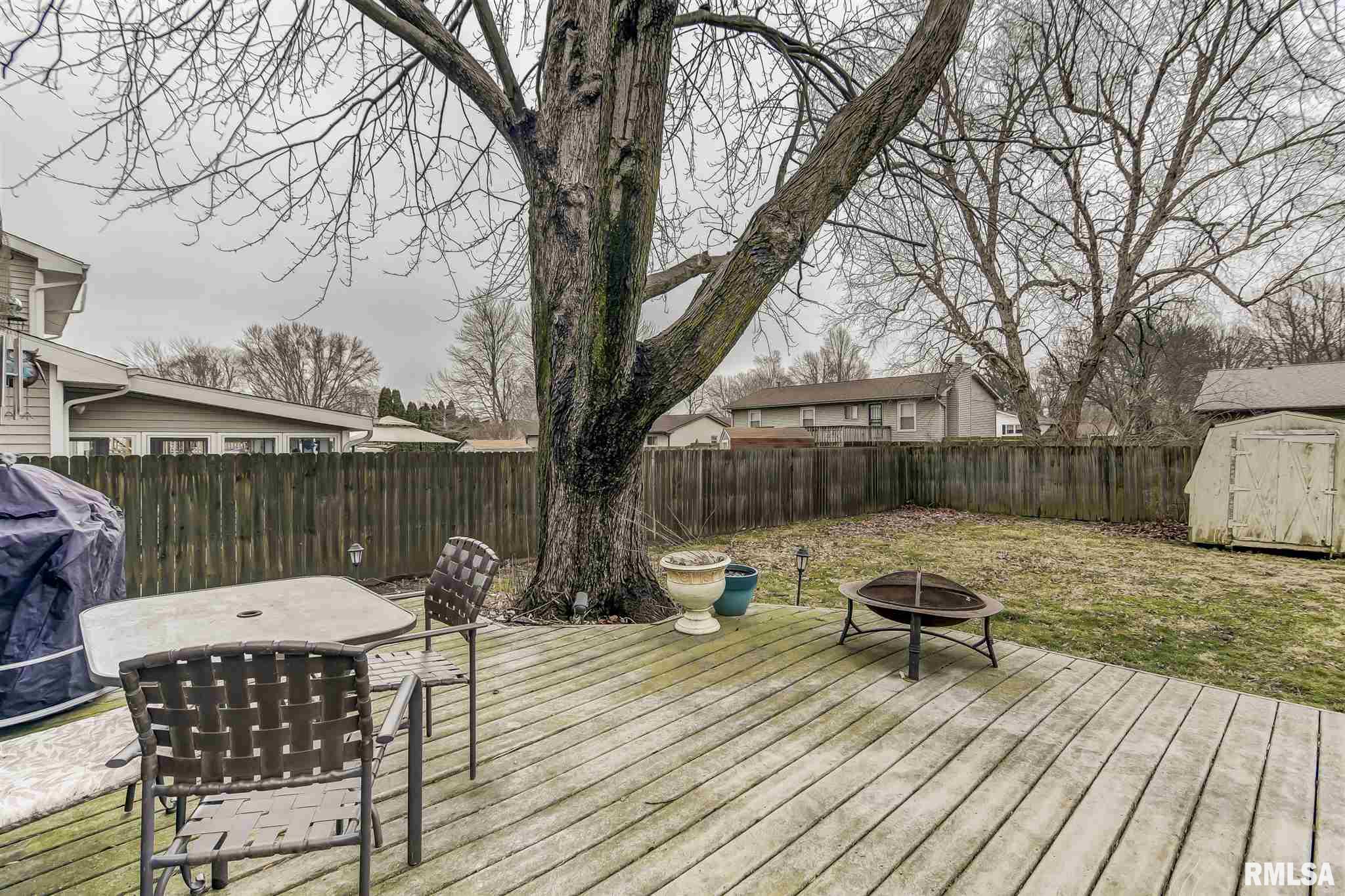 86 Crusaders Road Springfield, IL 62704 - Photo 6 of 41