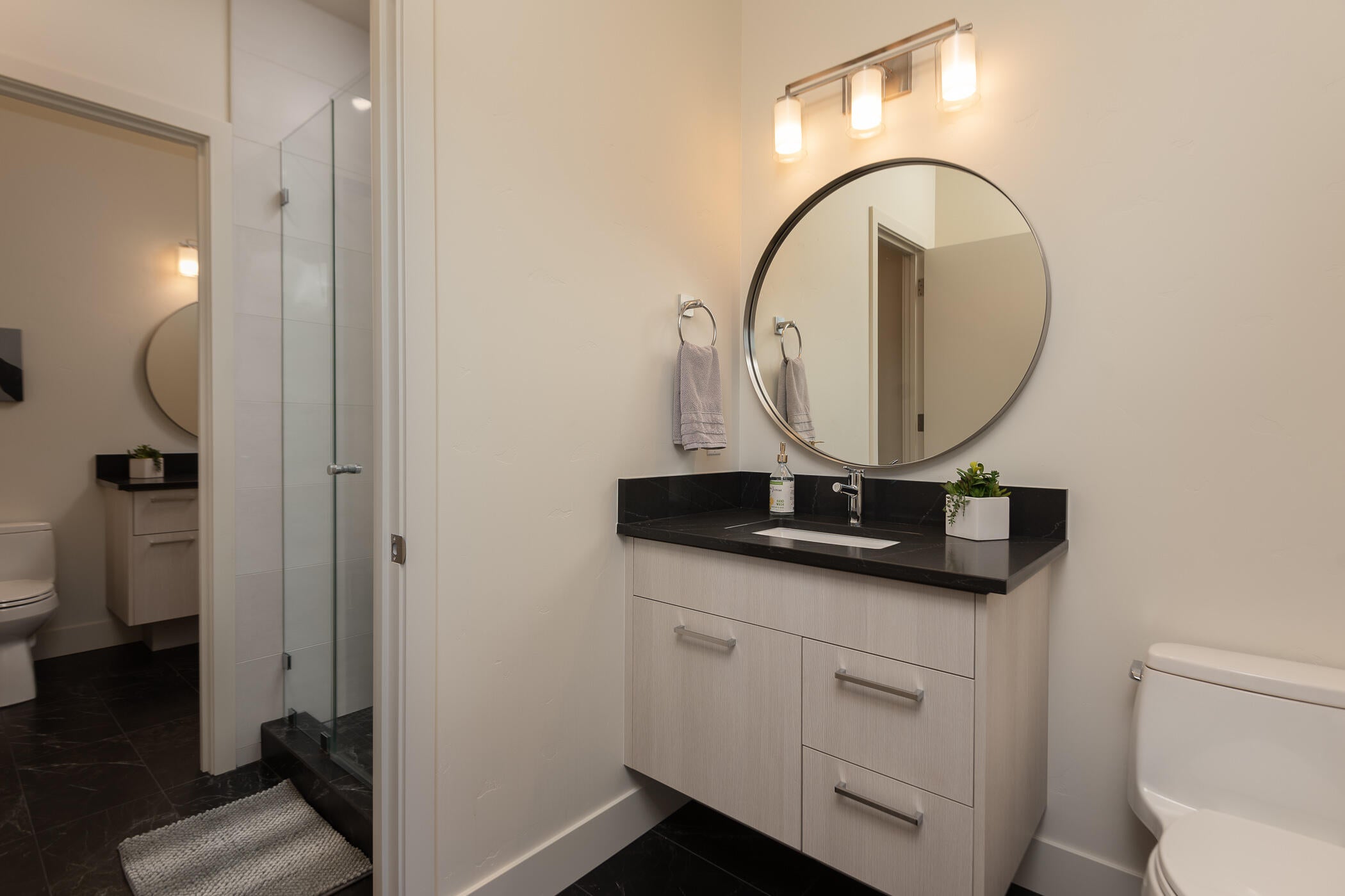 19187 Gateway Loop Bend, OR 97702 - Photo 26 of 39 26Guest Vanity
