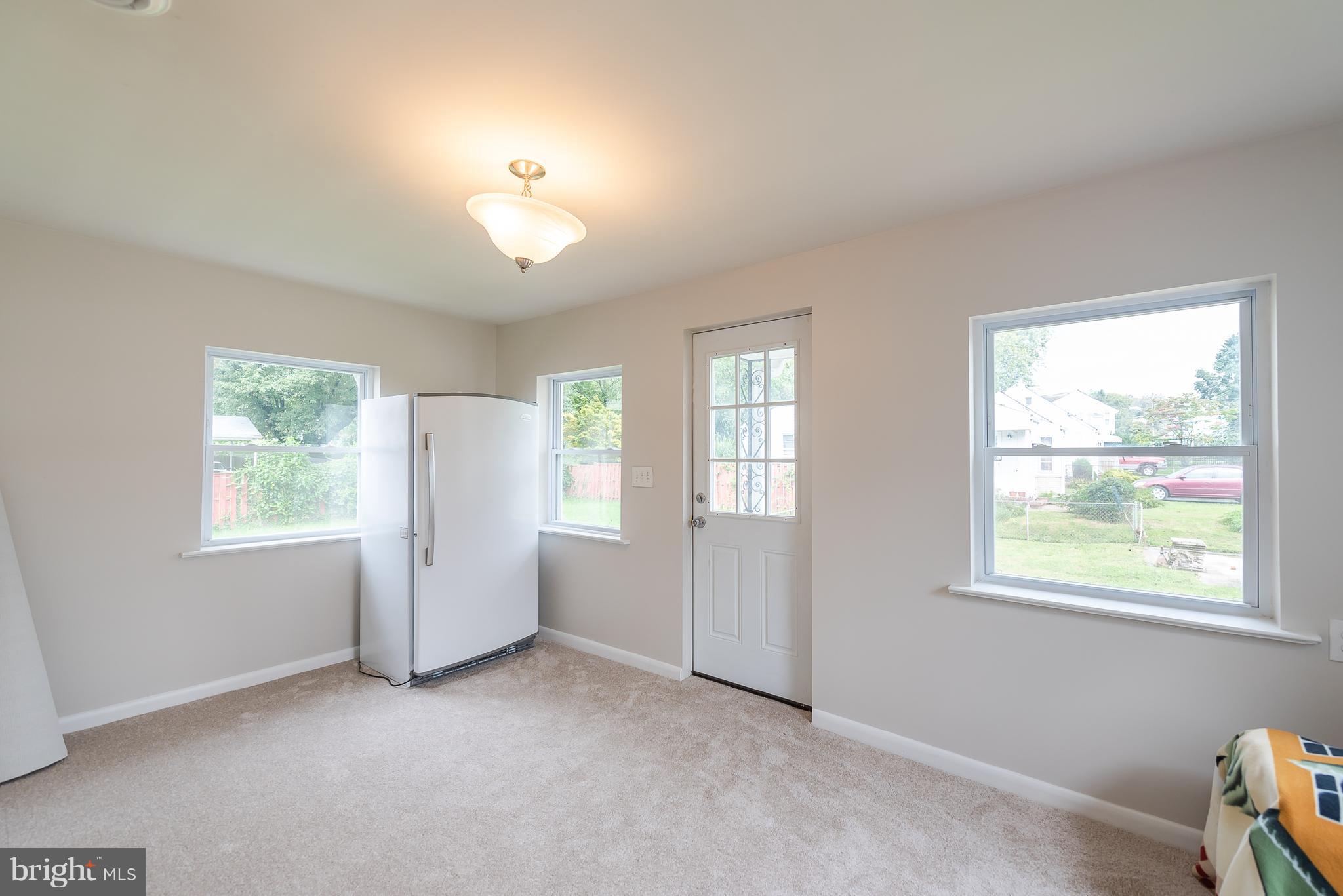 6900 Windsor Mill Road Baltimore, MD 21207 - Photo 7 of 29 Interior (General)